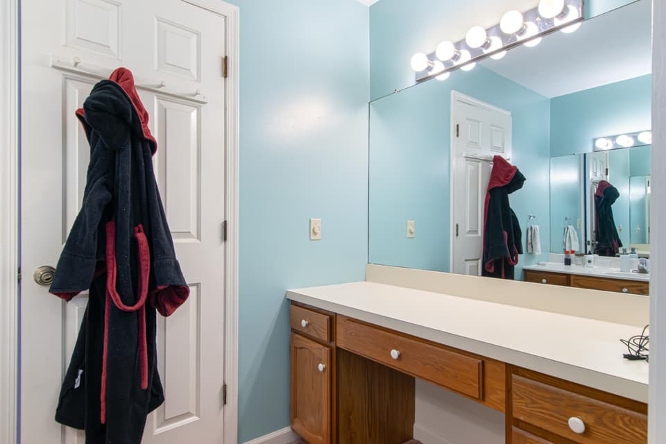285 Emerald Boulevard, photo 26 of 40