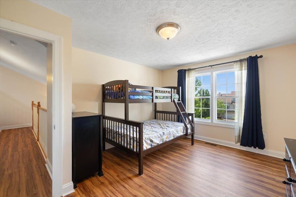 175 Kitty Lane, photo 20 of 34