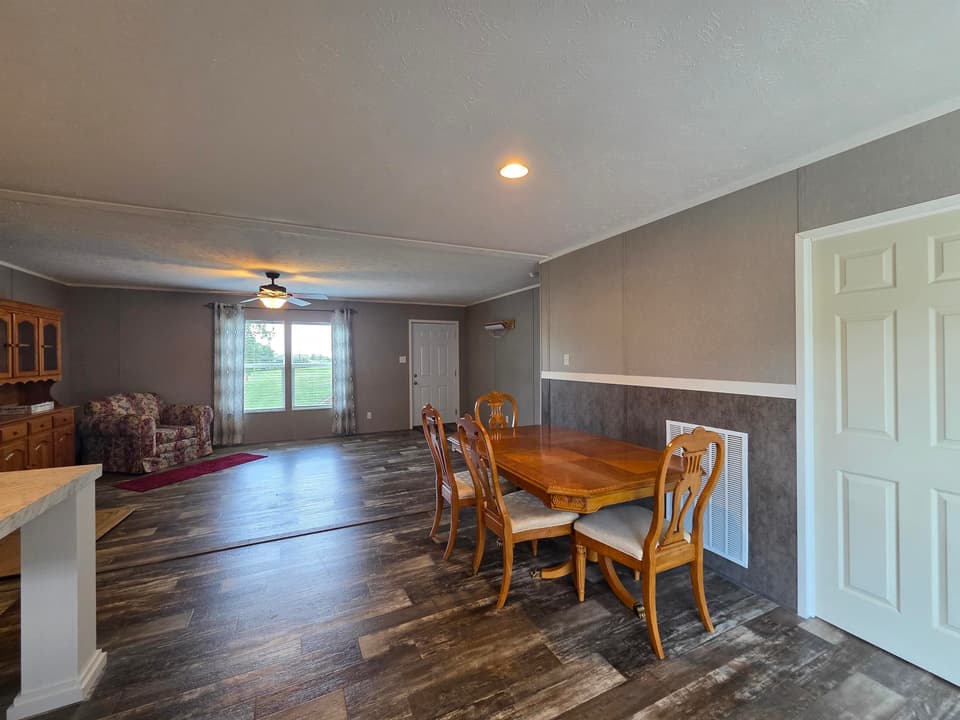80 Boxwood Drive, photo 15 of 40