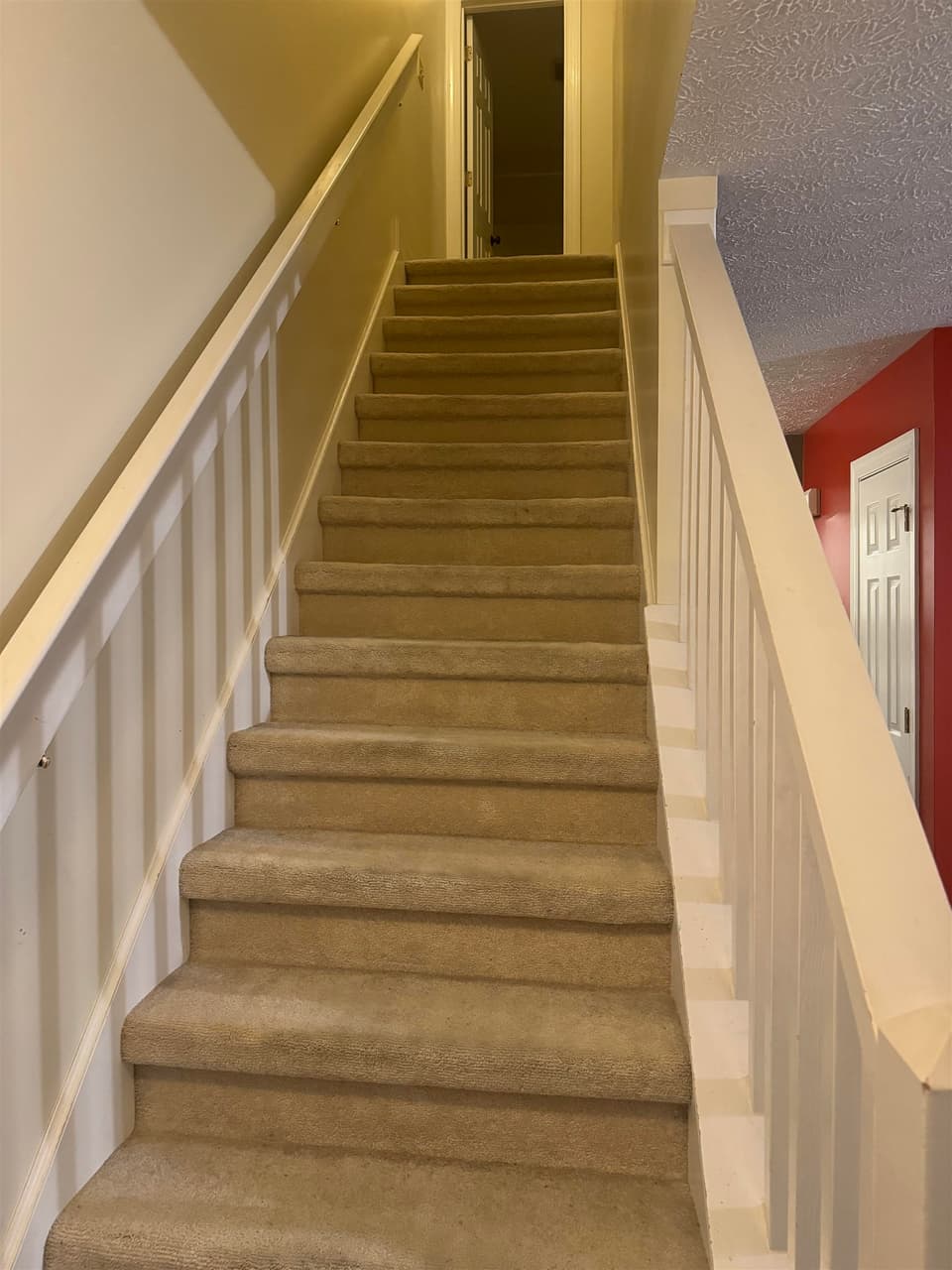 425 Silver Leaf Drive, photo 11 of 29