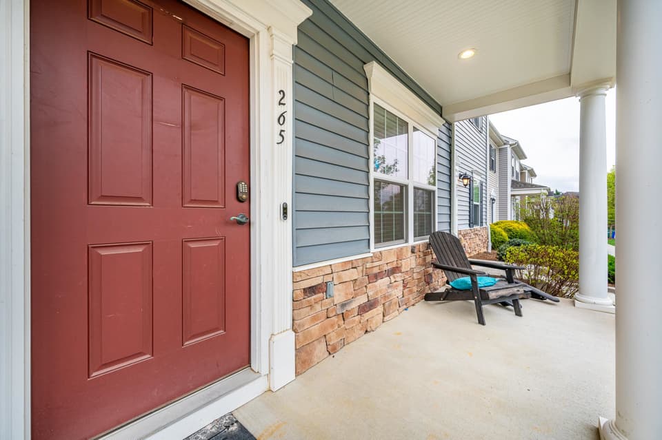 265 Phoenix Boulevard, photo 8 of 40