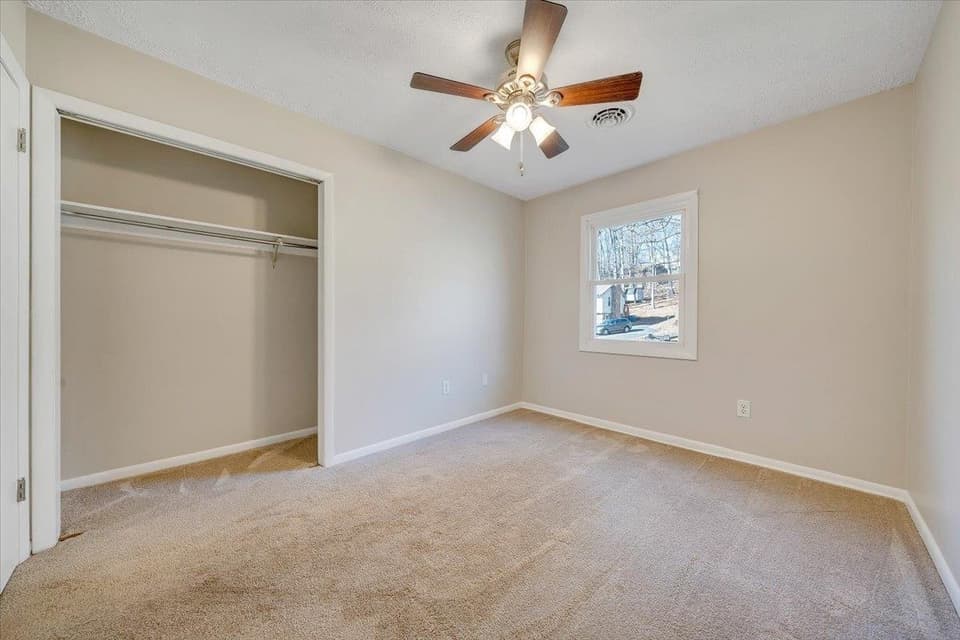 1100 Flint Drive, photo 19 of 40
