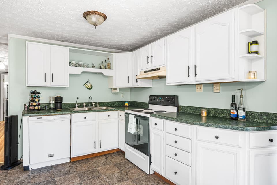 2274 Gingerbread Road, photo 16 of 39