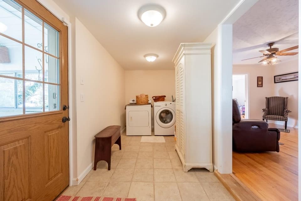 315 Montgomery Street, photo 26 of 40