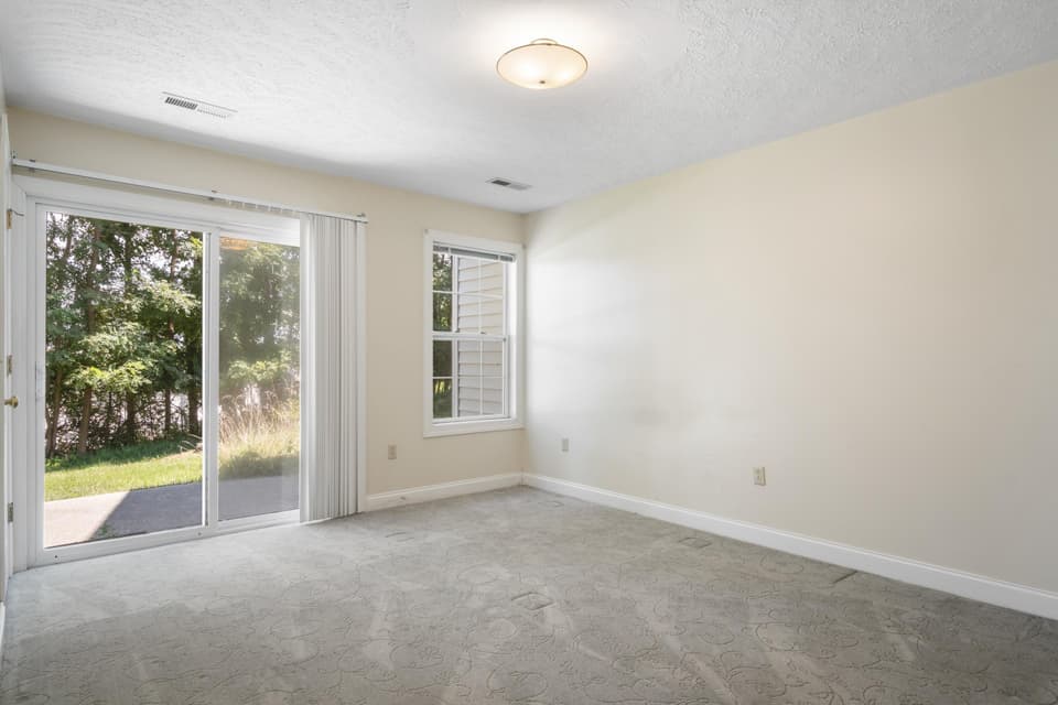 255 Gold Leaf Drive, photo 14 of 28
