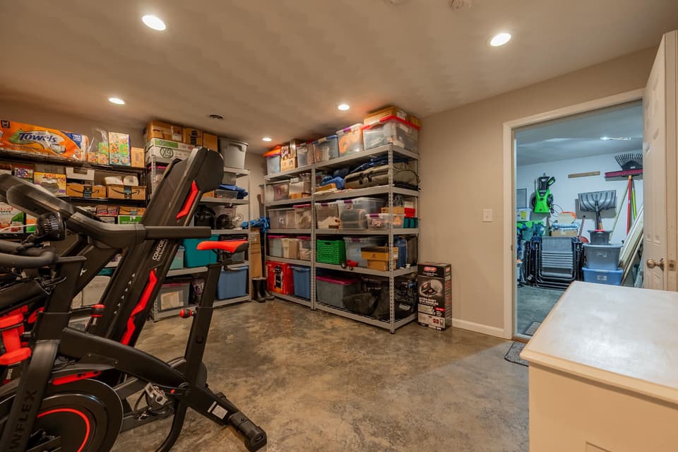 615 Keystone Drive, photo 33 of 40