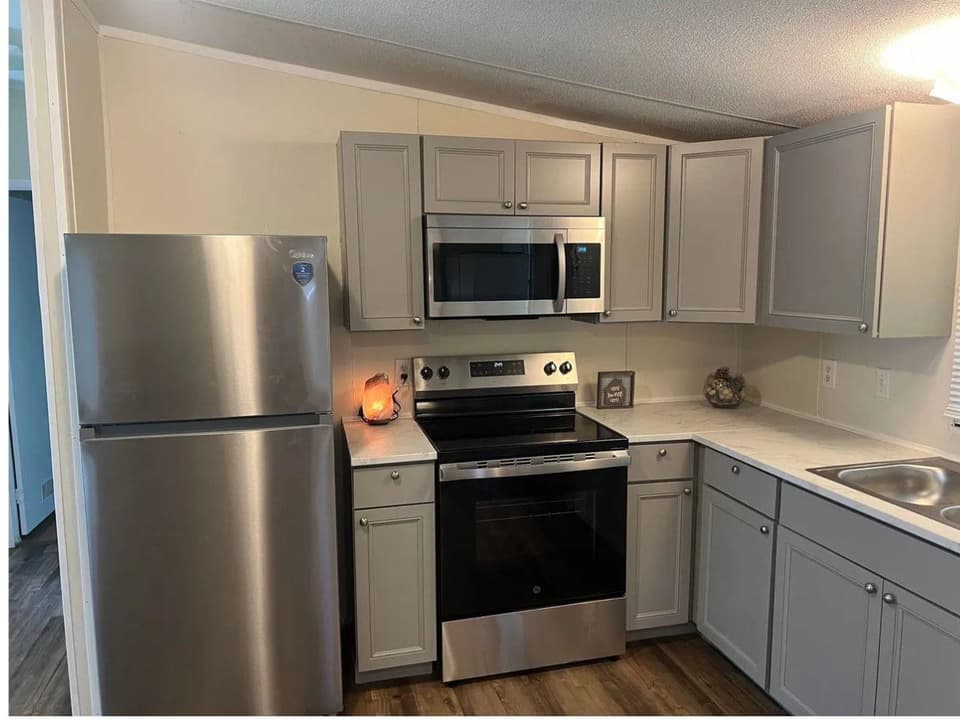 1117 Long Street, photo 10 of 21