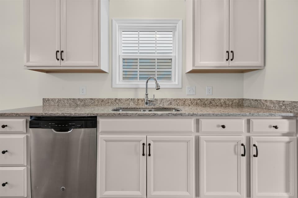 230 Phoenix Boulevard NW, photo 16 of 40