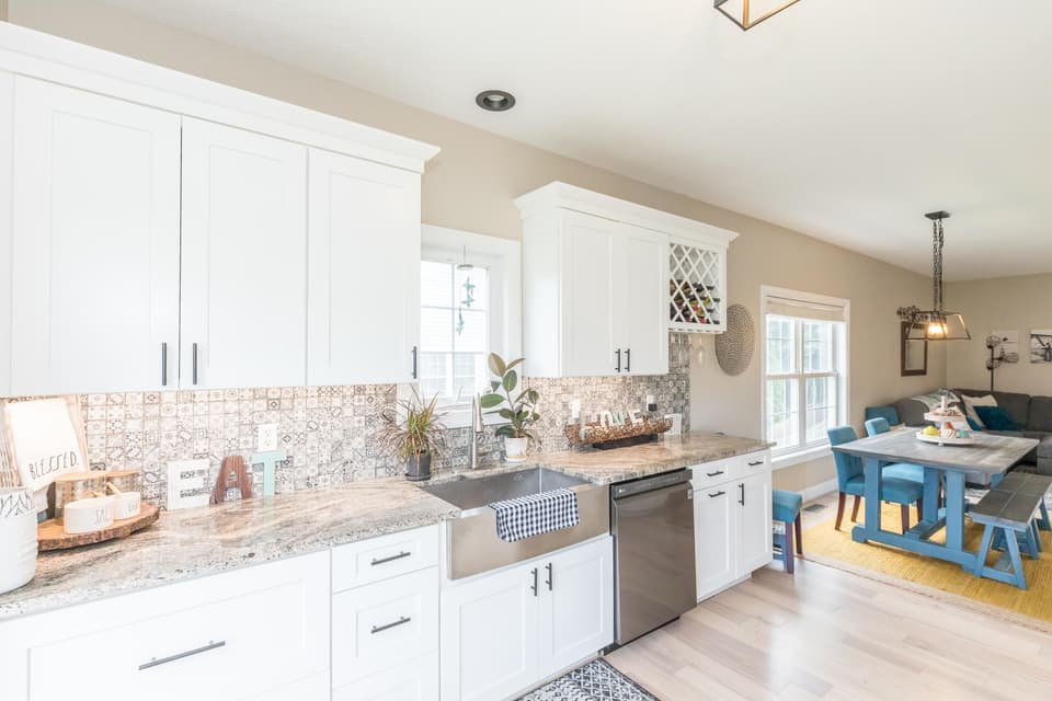 225 Meadow Dr NW, photo 23 of 34