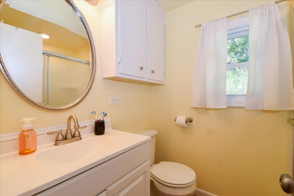1008 Rock Road E, photo 9 of 21