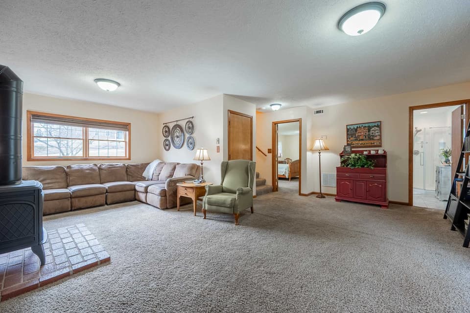 765 Atkinson Road, photo 39 of 40
