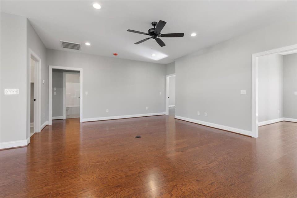 110 Vinnie Avenue NW, photo 8 of 36