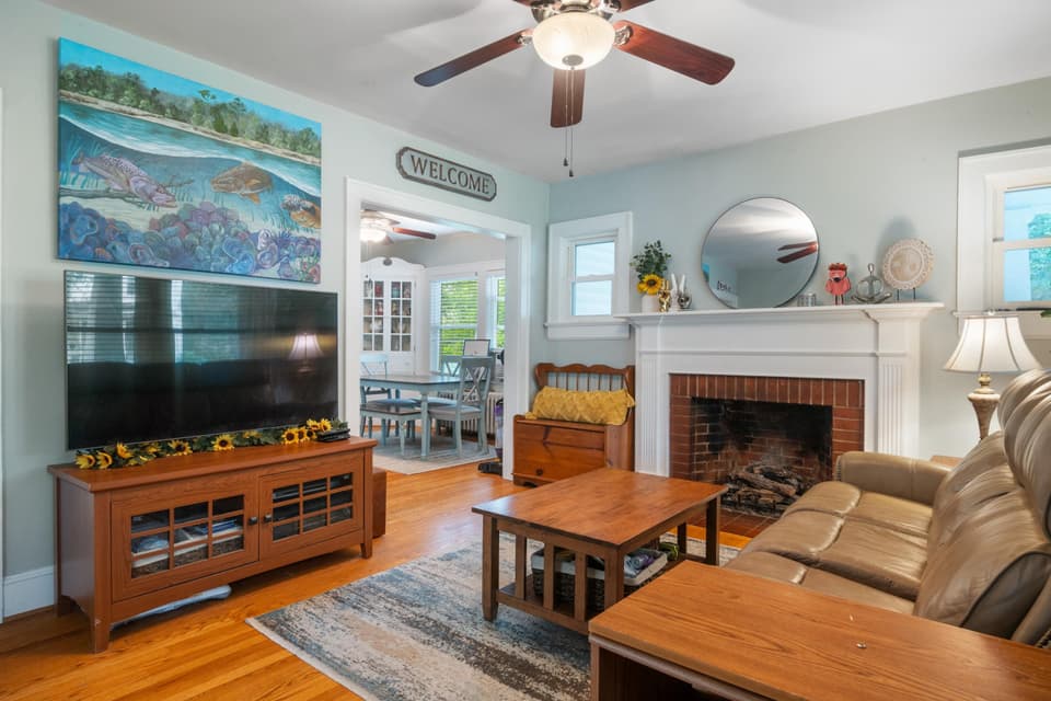 715 Church Street, photo 6 of 40