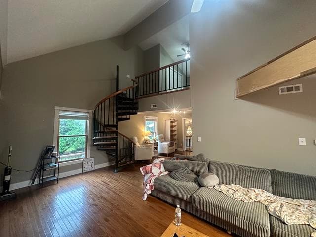 440 Aurora Lane, photo 10 of 37
