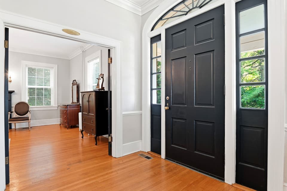 1800 Depot Street NE, photo 8 of 40