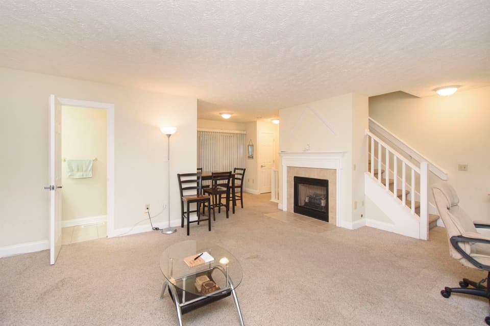 420 Silver Leaf Drive, photo 16 of 40