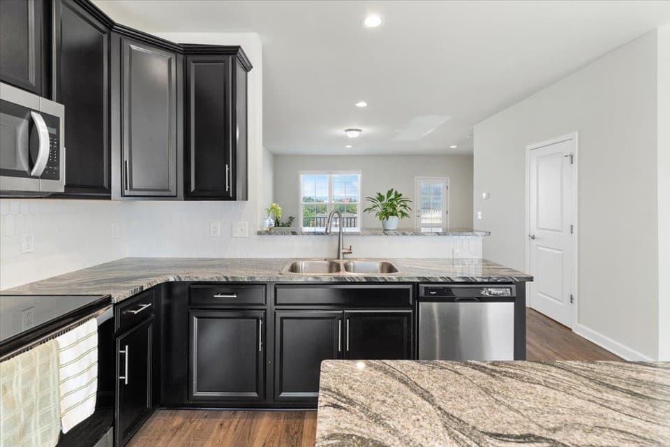 455 John Adams Drive NW, photo 11 of 39