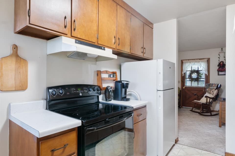 1190 S Franklin Street, photo 15 of 40