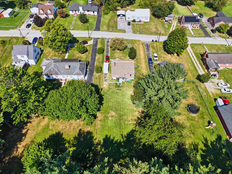 105 Ellett Drive SE, photo 34 of 37