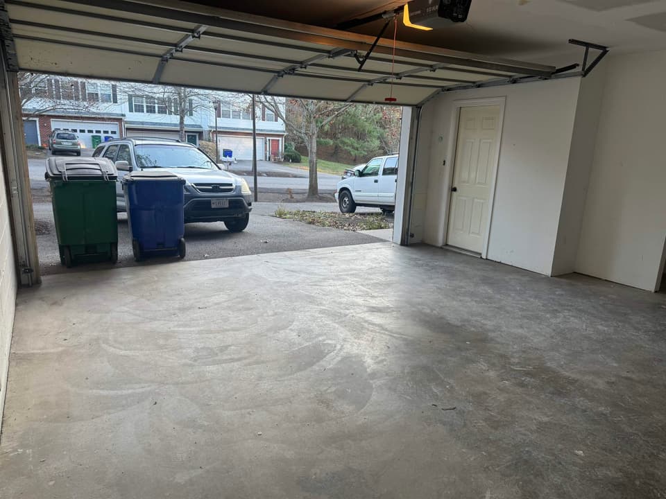 425 Silver Leaf Drive, photo 8 of 29