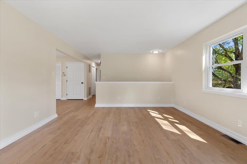 95 Sara Street, photo 15 of 40
