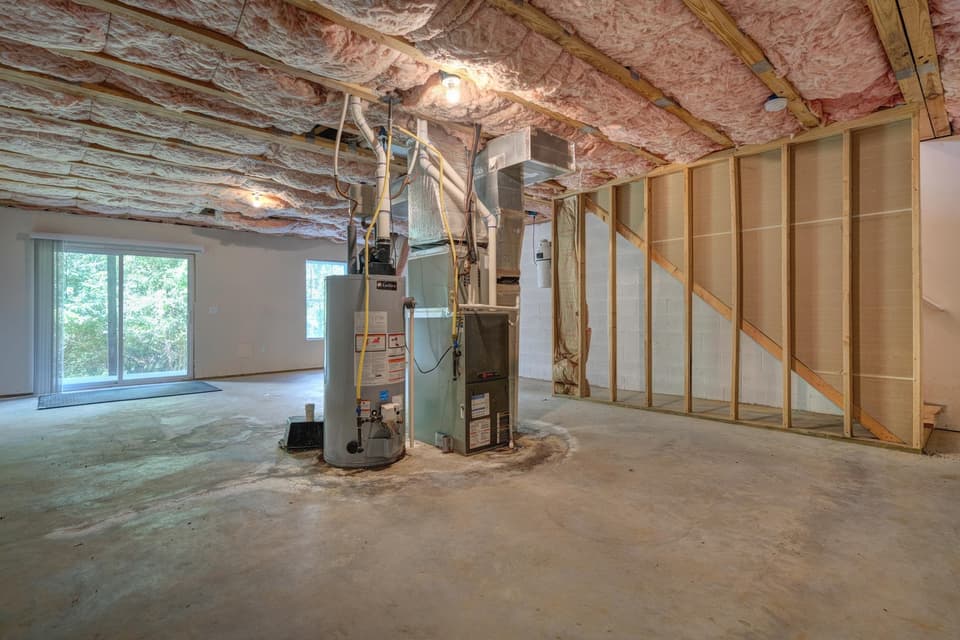 815 Oaktree Boulevard, photo 27 of 30