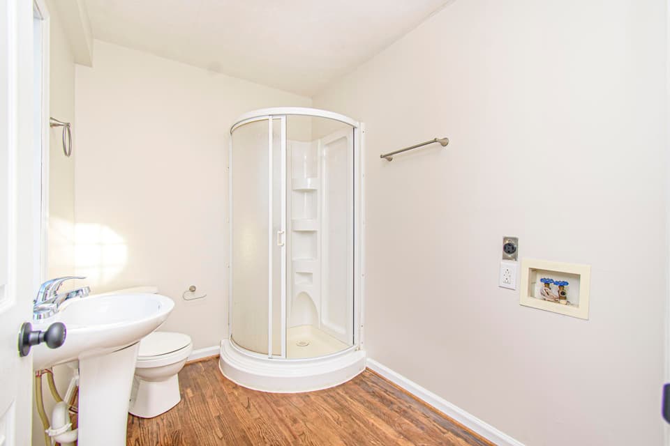 17 Lee Hy Ct, photo 9 of 38