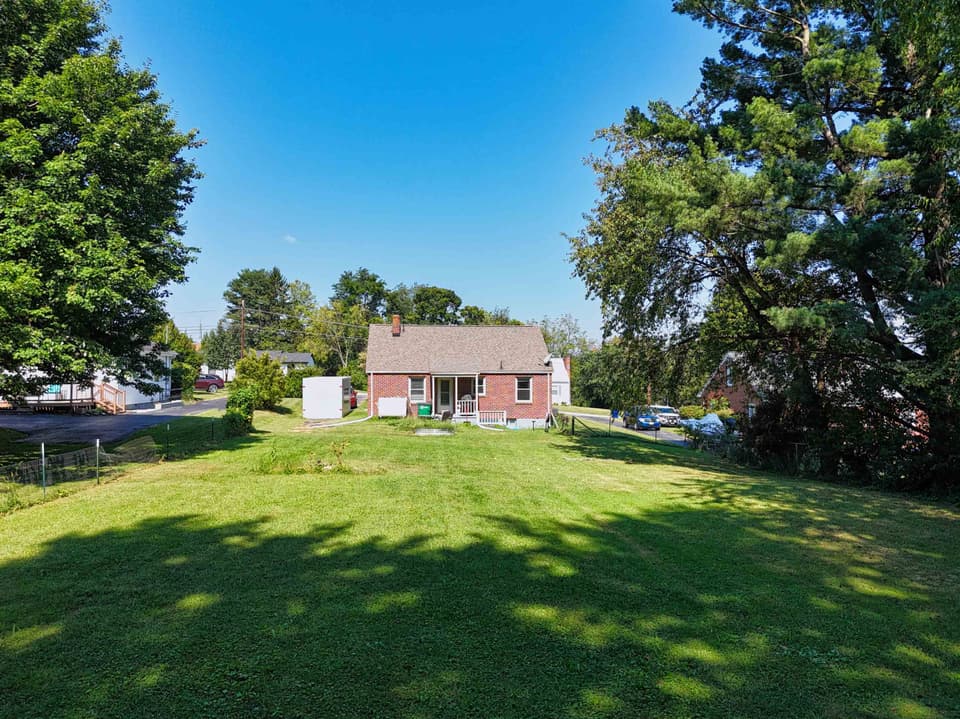 105 Ellett Drive SE, photo 28 of 37