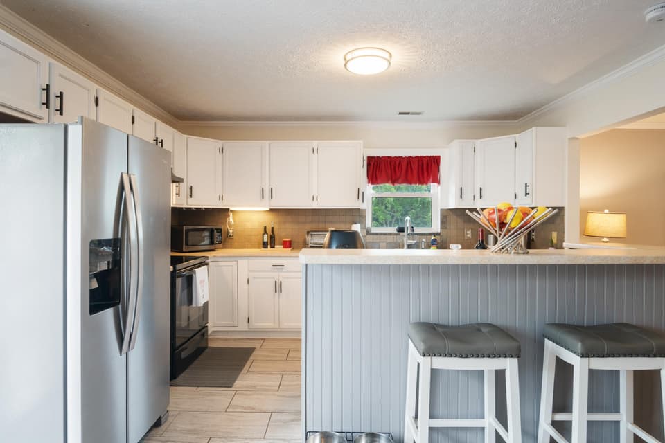 395 Warren Street, photo 24 of 40