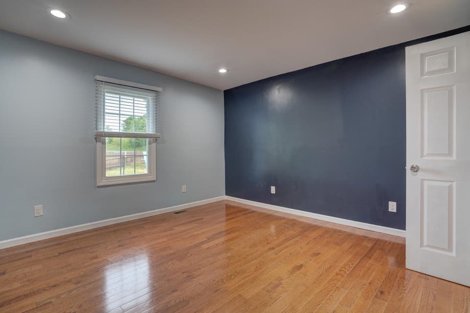 1215 Moose Drive, photo 16 of 28