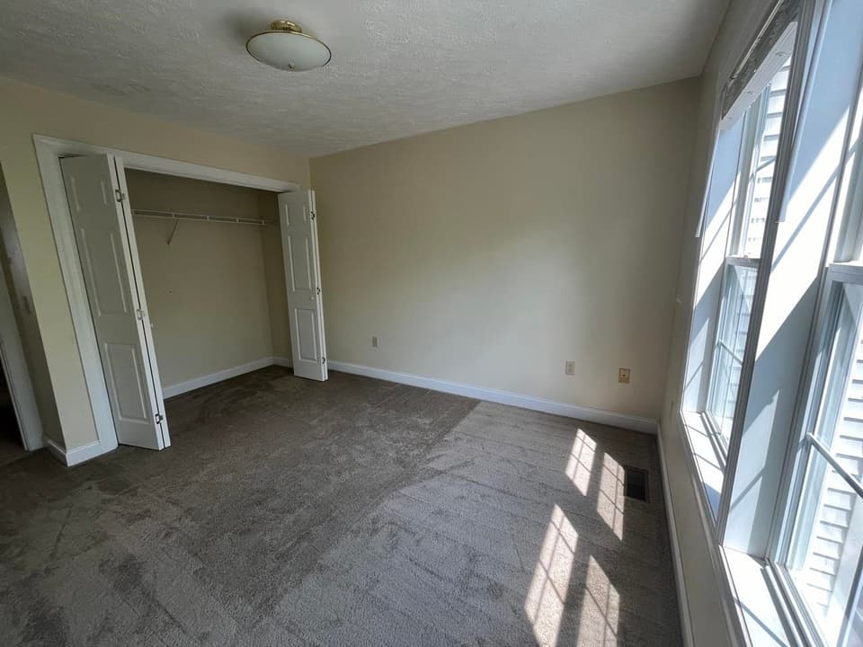 315 Silver Leaf Drive, photo 19 of 35