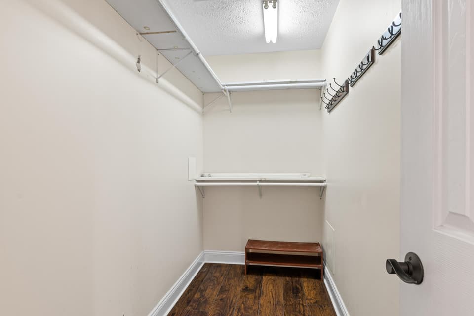 560 Oak Tree Boulevard, photo 36 of 40