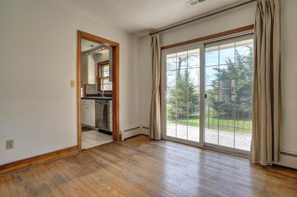 345 Overhill Road, photo 16 of 40