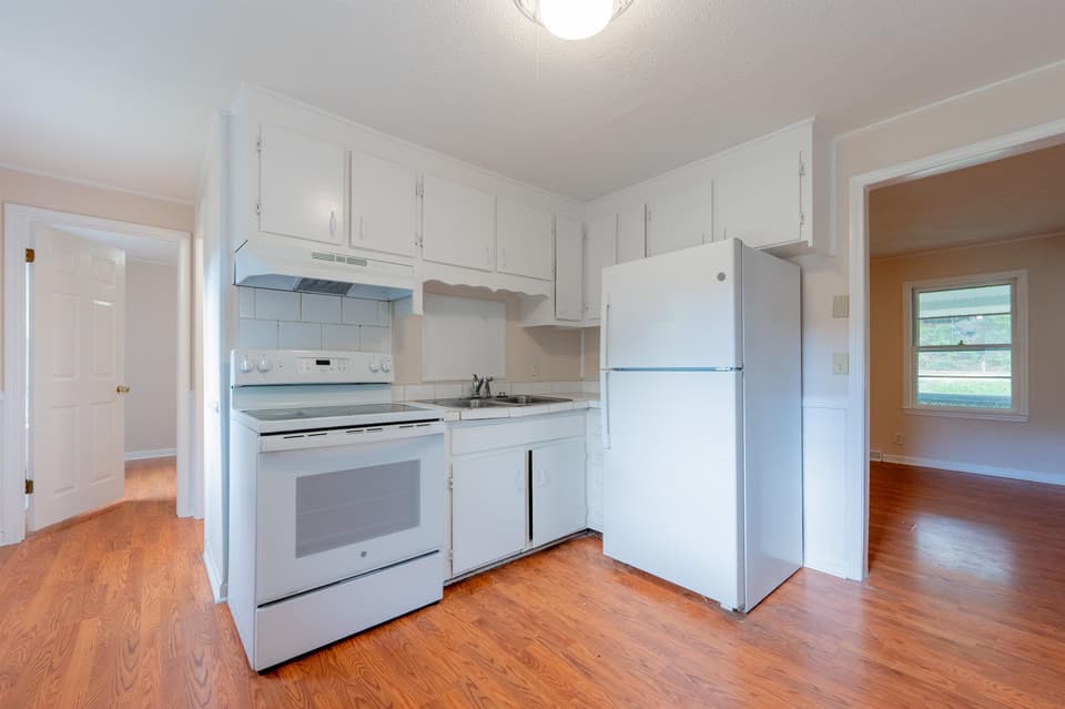 1450 Harman Drive, photo 16 of 40
