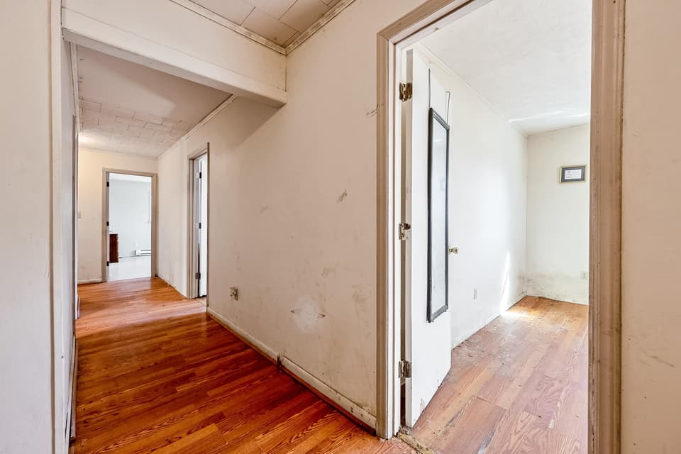575 Stafford Drive, photo 14 of 40