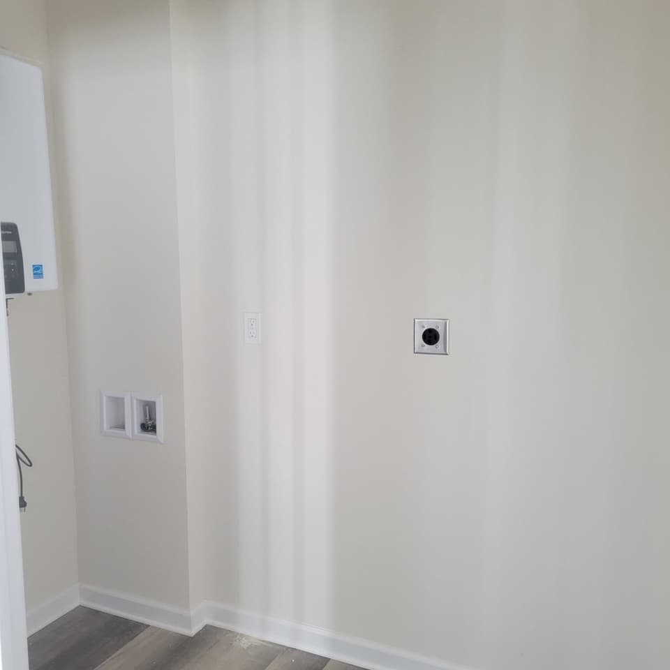 695 Liberty Street, photo 9 of 17