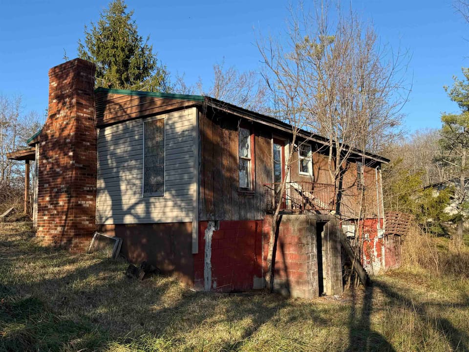 2825 Spaulding Road, photo 4 of 25