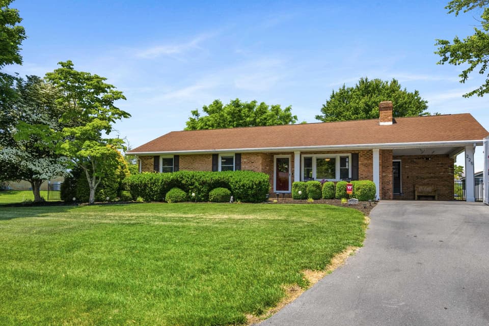 225 Gibson Drive, photo 2 of 40