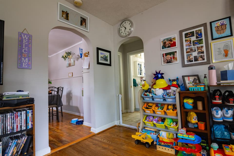 211 Alleghany Street SE, photo 12 of 24