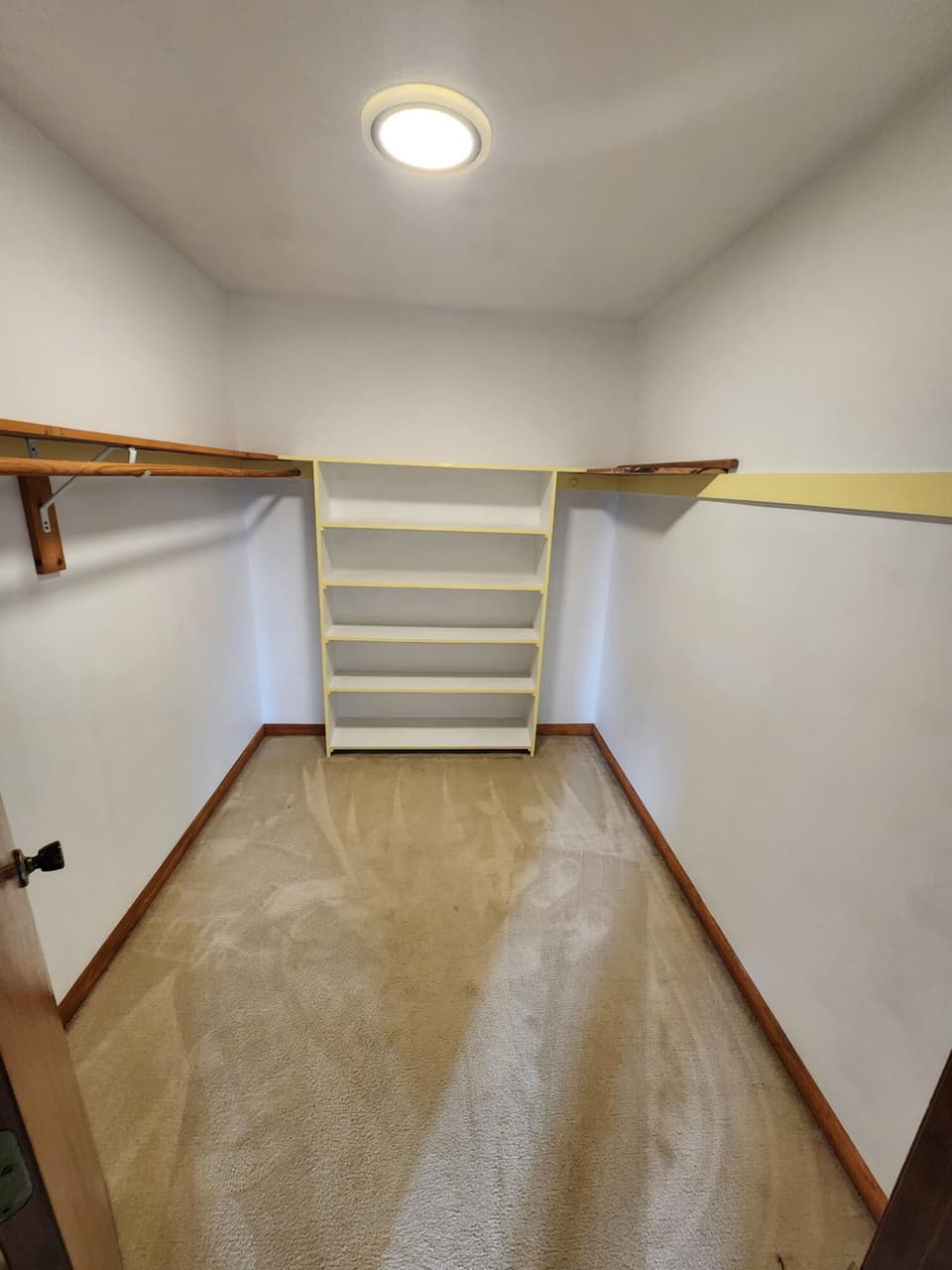 930 Stafford Dr, photo 30 of 39