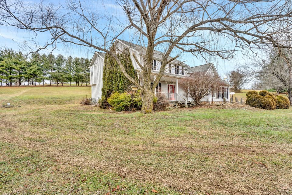 1754 Mud Pike Road, photo 2 of 38