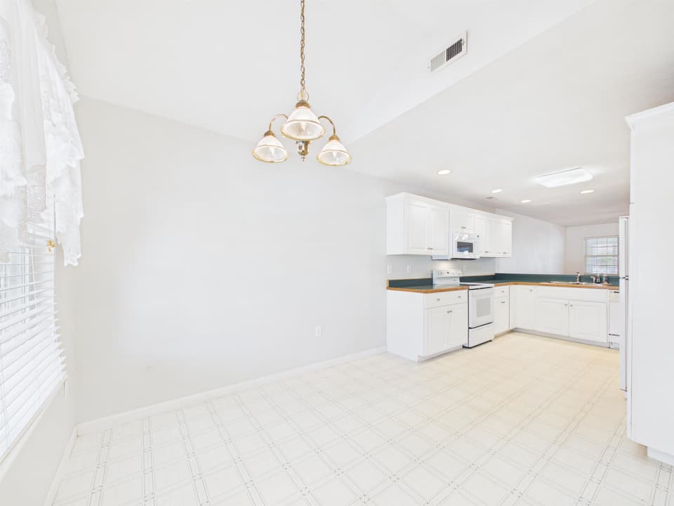 218 Wheatland Court, photo 14 of 29