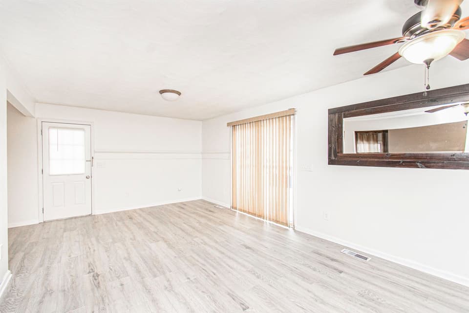 1265 Flint Drive, photo 8 of 35