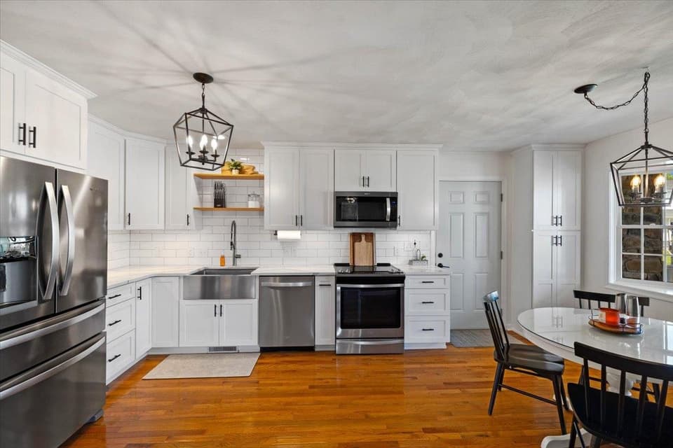 75 Copper Beach Court, photo 9 of 40