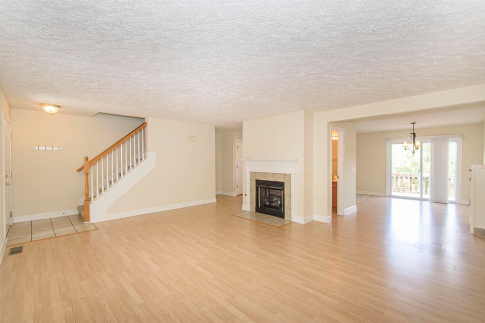 855 Oak Tree Boulevard, photo 6 of 31