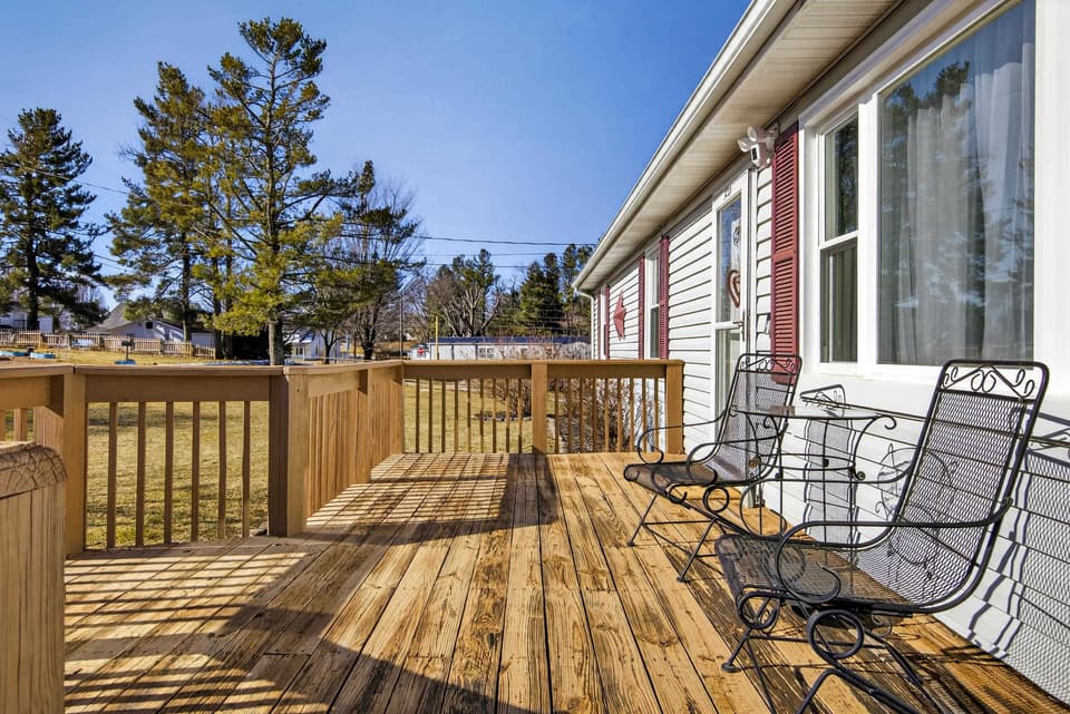 670 Lawn Drive, photo 37 of 40