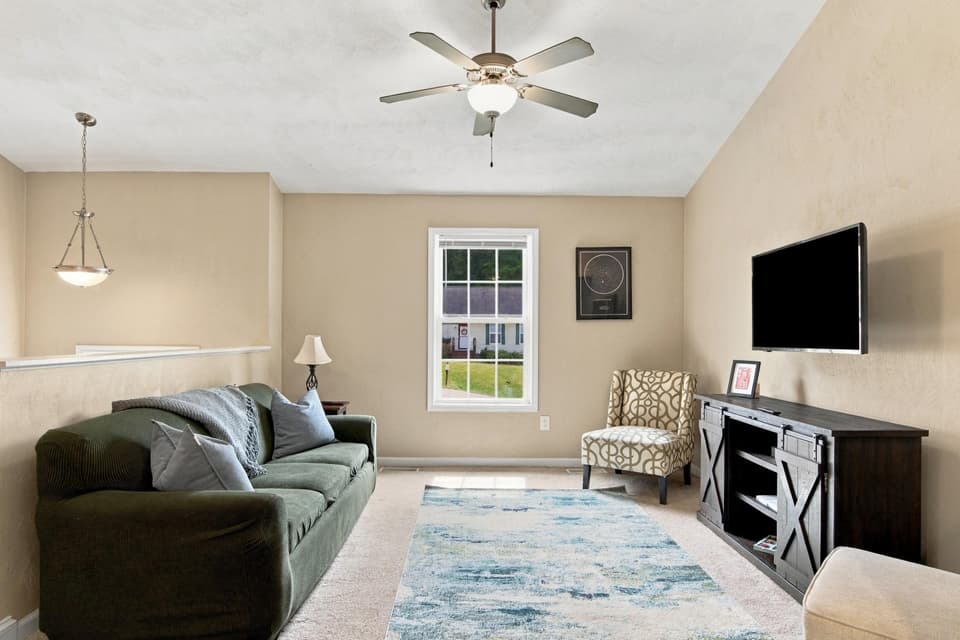 250 John Lemley Lane, photo 5 of 31