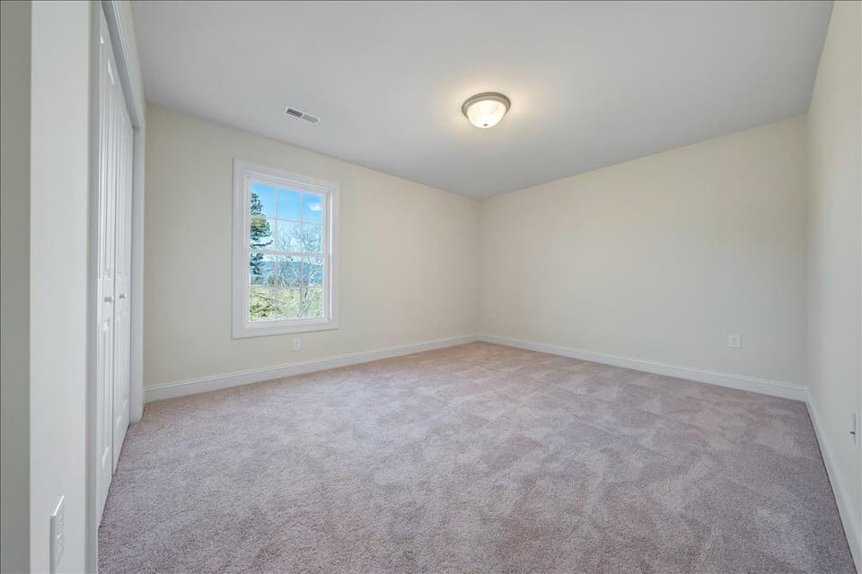 1560 Kensington Way, photo 24 of 32