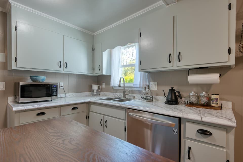 2290 Fire Tower Road, photo 24 of 40