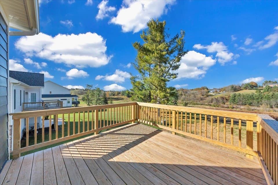 1000 Round Meadow Drive, photo 23 of 24